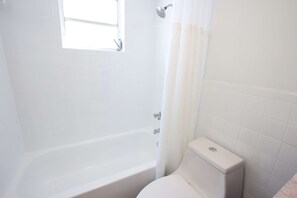 Bathroom (Shower Tub)
