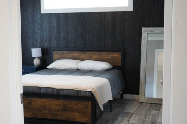 Queen Bed (1)