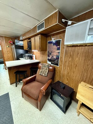 We also have 4 TV Tray Tables. HVAC w/heat & cool for year round enjoyment