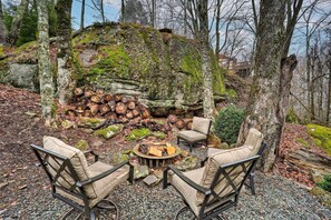 Backyard | Fire Pit