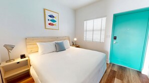Unit with King size bed