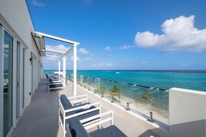 Walkout Balcony.