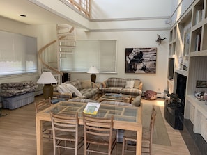 2nd Floor Living Space