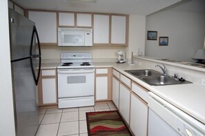A fully stocked kitchen makes meal preparation a breeze.