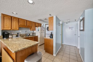 A fully stocked kitchen makes meal preparation a breeze.