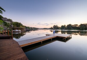 Community Dock with Boat Tie Ups for Easy Access to Lake Hamilton