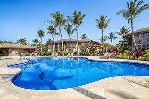 Resort,Hotel,Building,Tree,Palm Tree