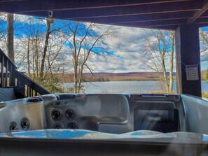 6 Person - Tropic Sea Spas RIO Spa. Relax in our spa with stunning lake and mountain views! Perfect for unwinding!


