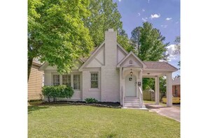 Step into this beautiful home located in a quiet family friendly neighborhood. 