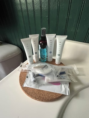 Équipements de salle de bain