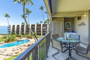 The only lanai wet bar in Hale Ono Loa