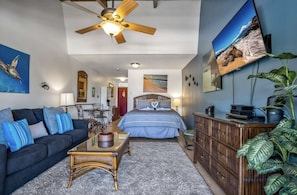 King size bed 