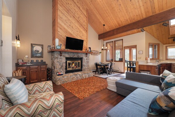 SWP Kings Crossing 12 open floor plan
