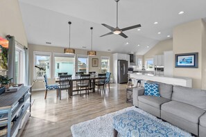 Surf-Or-Sound-Realty-1020-Bunkys-Den (15)