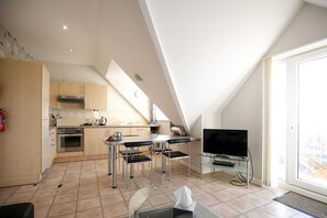 Kitchen Diner Starlight Suite