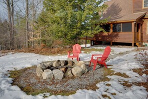 Fire Pit | Free WiFi | Towels/Linens | 1st-Floor Bedroom/Bathroom