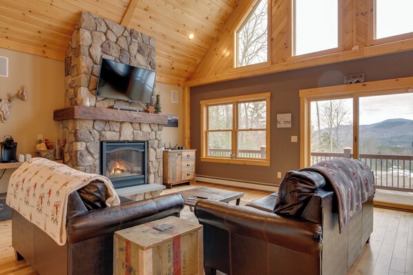 Bethel Vacation Rental | 4BR | 3BA | 2,400 Sq Ft | 3 Steps to Enter