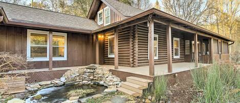 Gatlinburg Vacation Rental | 2,321 Sq Ft | 4BR | 4BA | Stairs Required