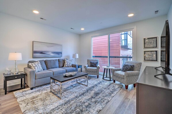 Traverse City Vacation Rental | 1BR | 1BA | 800 Sq Ft | Stairs Required