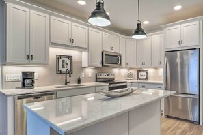 Kitchen | 3rd-Floor Unit | Dog Friendly
