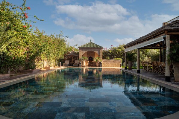 Swimming pool