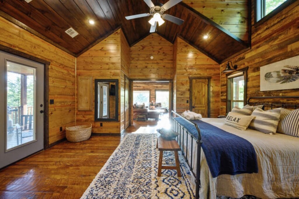 Adults Only Honeymoon Cabin - Romantic Cabins in Oklahoma