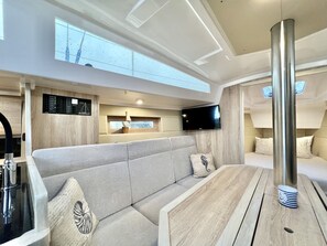 Oklassificerad bild, 4 av 16, knapp