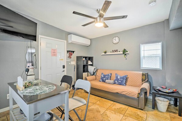 North Las Vegas Vacation Rental | Studio | 1BA | 400 Sq Ft | Step-Free Access