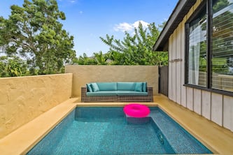 Entire Cottage w/ Private Plunge Pool, A/C, BBQ