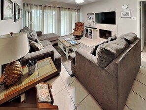 Livingn Room
