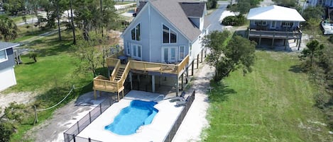 Welcome to Driftwood Dreams on Little Lagoon in Gulf Shores