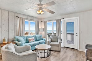 A 3 bedroom, 3 bath, pet-friendly duplex home