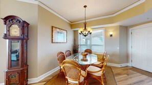 Dining Room with Seating for Six