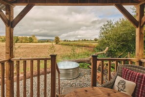 The hot tub at Big Sky Hideaway, Herefordshire