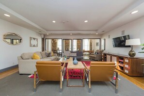 Unit 1: Living Room