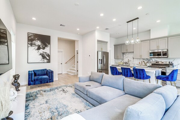 Houston Vacation Rental | 3BR | 2.5BA | Stairs Required | 2,153 Sq Ft