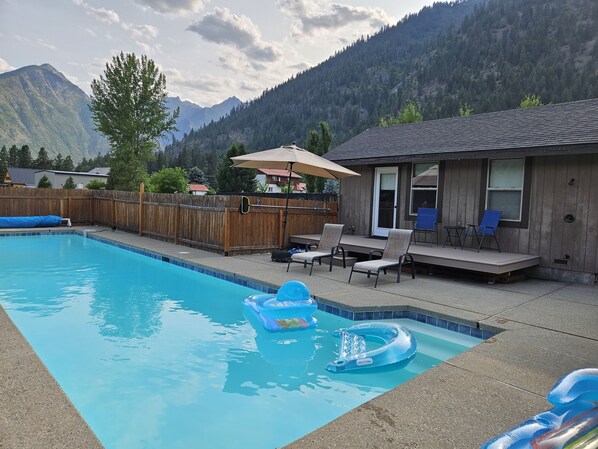 Private deck and pool