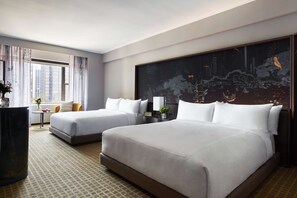Unit with 2 Queen size beds. Exact unit will be assigned upon arrival. Views, colors and decor may vary.