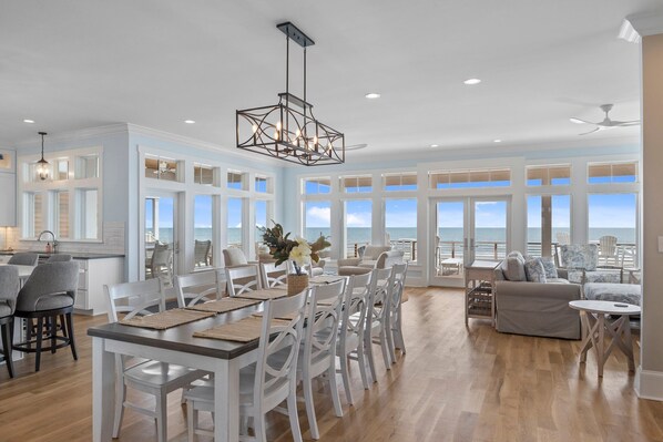 Formal Dining