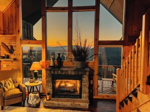 Sunset Lodge - Priceless Memories