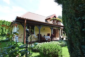 Extérieur maison de vacances [été]