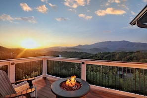 Top Level Deck