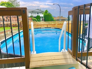 Private pool for your family vacation! With comfortable safe walk in access