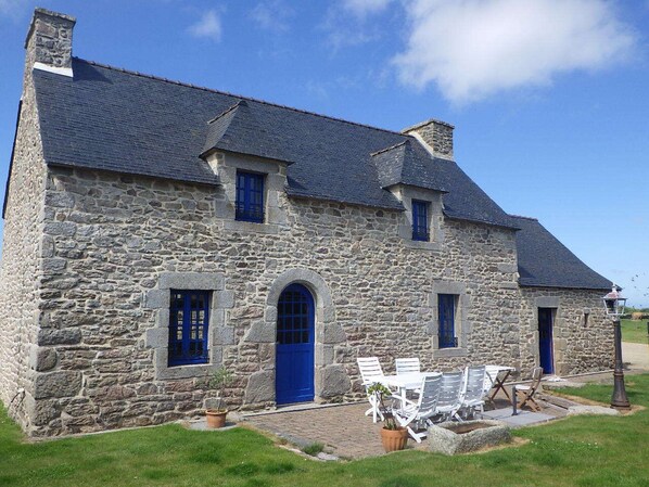 façade acces terrasse  en rez de jardin