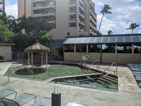 プール
