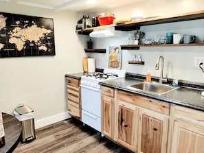 Private kitchen