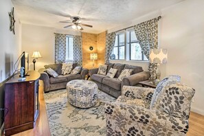 Sitting Room | Full Sleeper Sofa | Flat-Screen TV | Electric Fireplace