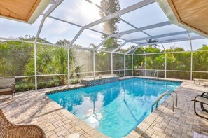 Solar Heated Private Swimming Pool and Spacious Lanai. 