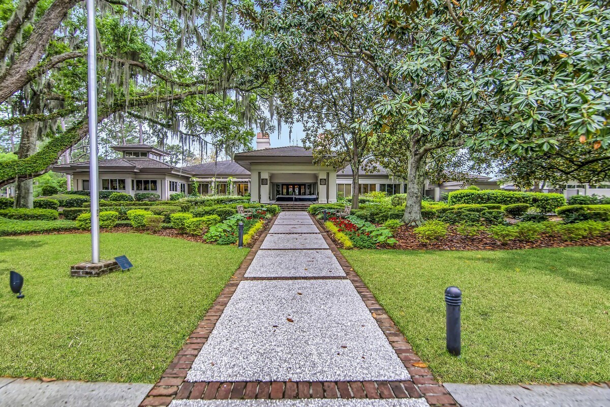 Sea Pines Home | Perfect for Golf | FREE Beach Chairs | Gas Grill