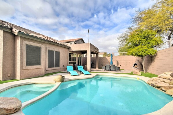 Mesa Vacation Rental | 4BR | 2BA | 1,756 Sq Ft | Step-Free Access